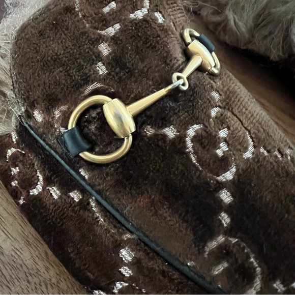 Gucci Princetown Brown Velvet Fur Slip On Flats Size 8.5 - Picture 16 of 17
